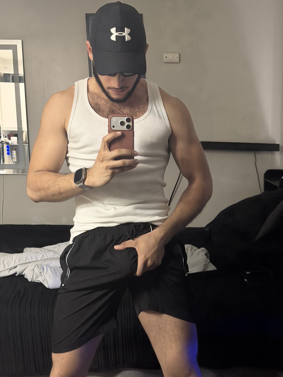 Hans Vomparkert tweet media