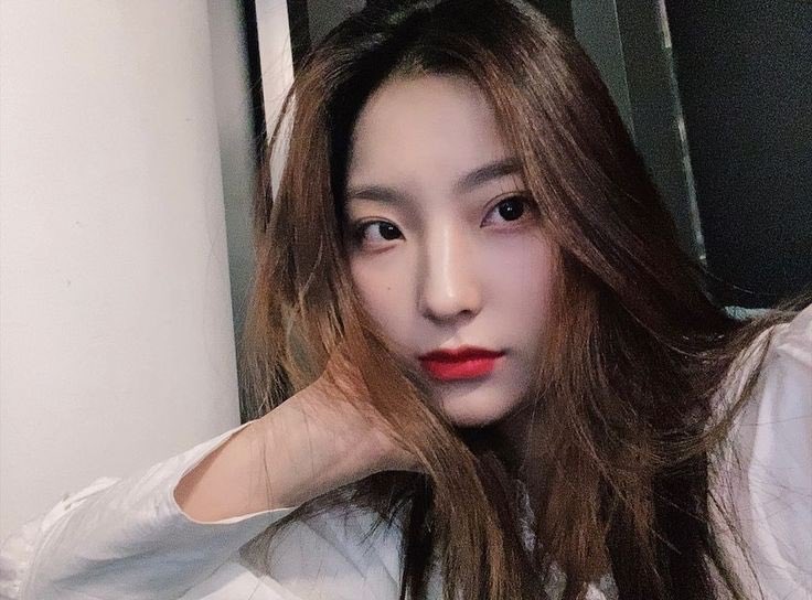 romface0107's tweet photo. #이새롬 #leesaerom #이새롬얼굴 https://t.co/oYF2N0omP3