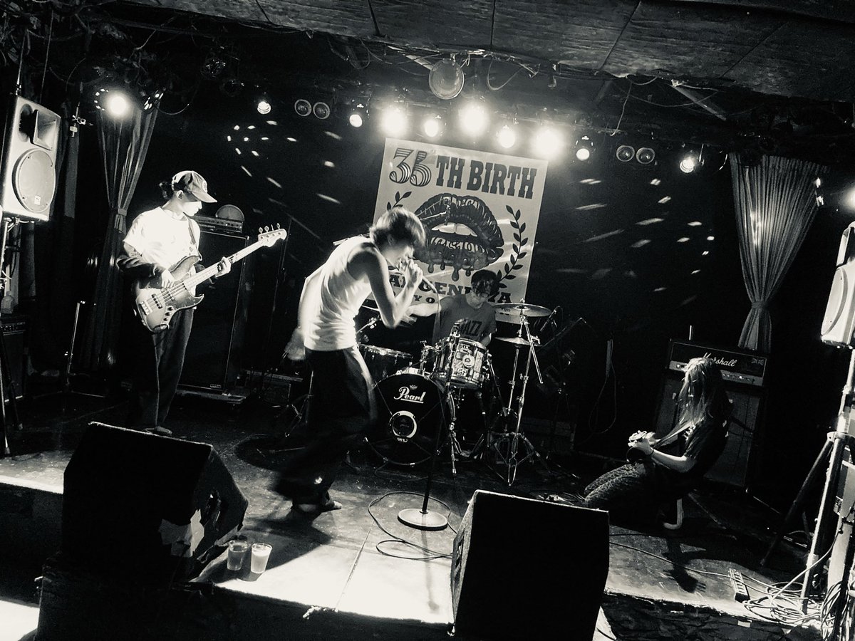 mono_chro_med's tweet photo. 2026.03.22
三軒茶屋heaven's door
『69addict』

なかなかディープなバンドが多く
濃い夜でした。
最後まで観てくれた方々、ありがとうございました！

次はhiro企画　4/26柴崎RATHOLE！是非‼️

※9000SONICS  所沢の曲に酔いしれすぎ写真を撮り忘れたので別から拝借🙏 https://t.co/kRjb1A7VbV