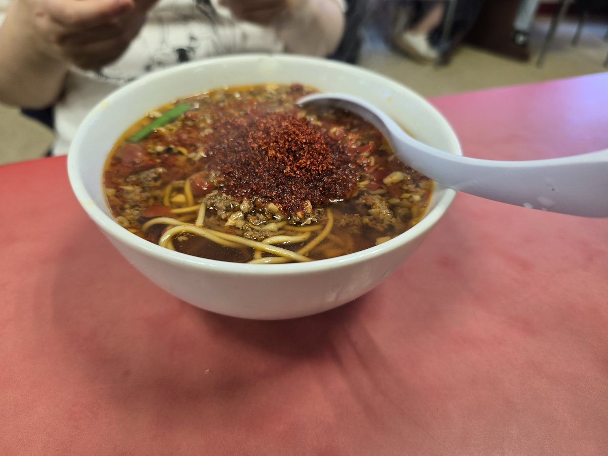 すなめりこ tweet media