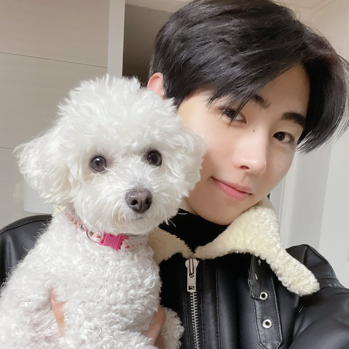 ❄️얼음별 tweet media