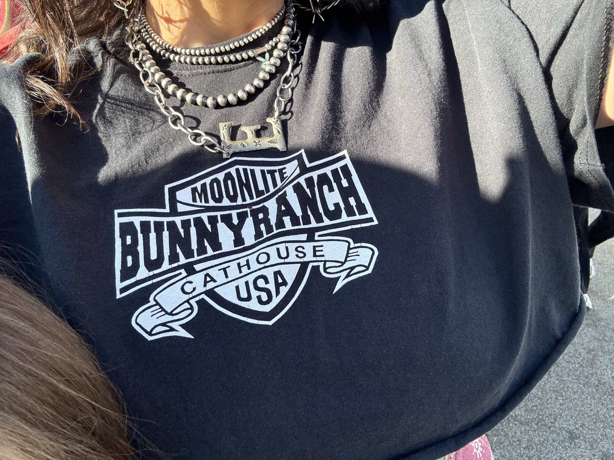 lithping leetha tweet media