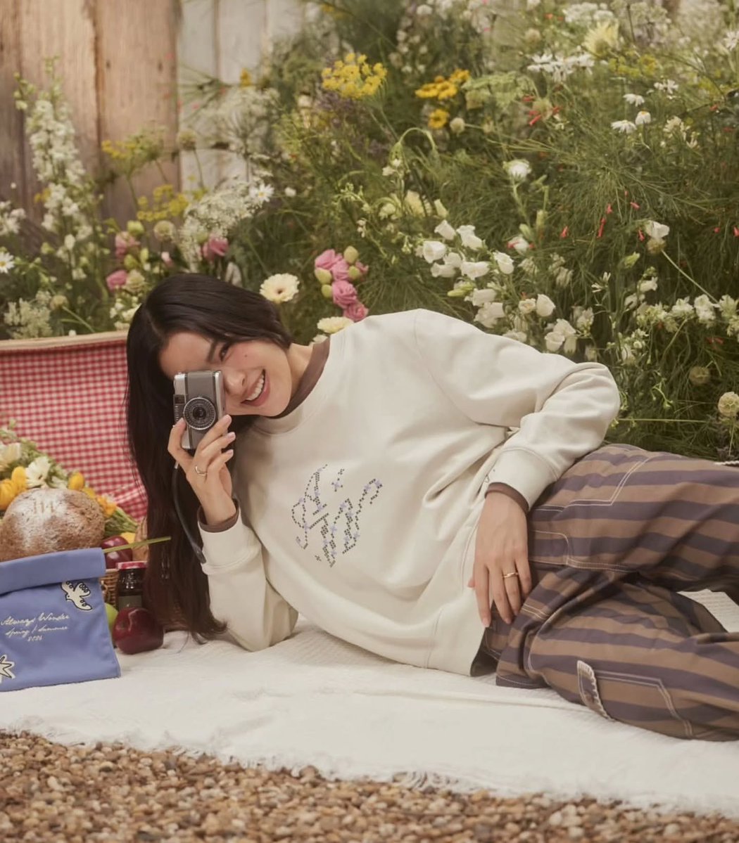 Linglingkwong_Official tweet media