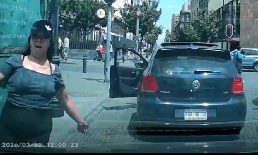 elegancia_par's tweet photo. @RaulGtzNR Placas 
FDR 48 30
POLO Volkswagen 
Y las caras de los montachoques https://t.co/TdvJXYky5V
