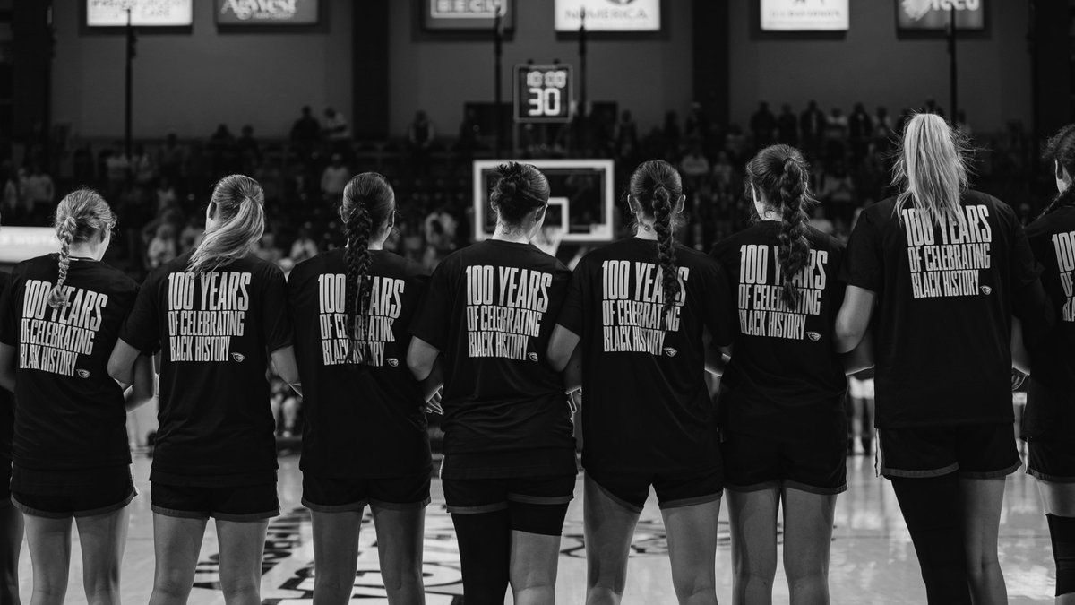 lucianavarrosem's tweet image. Stay humble #7;
#year3✅🧡