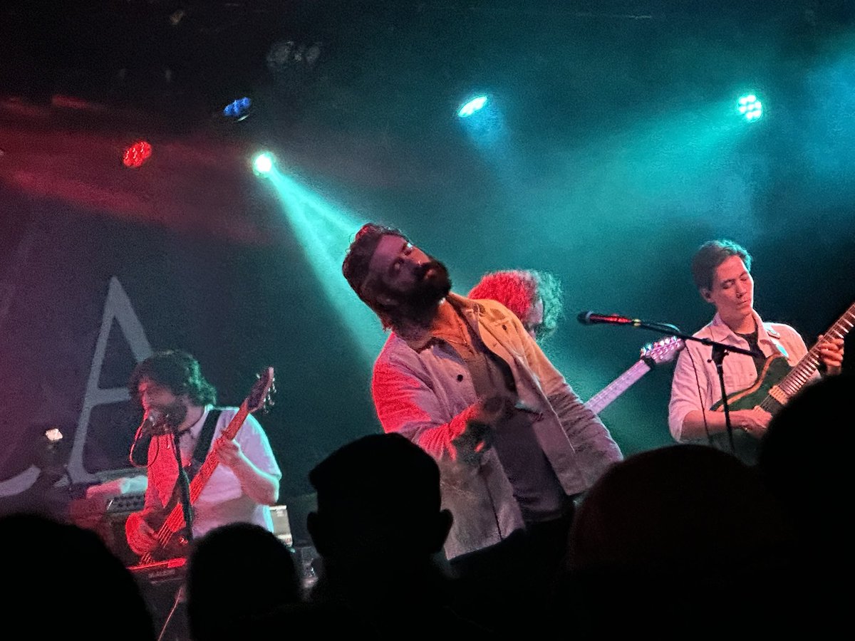 𝒯𝑒𝒶𝒽𝑔𝒶𝓃 tweet media