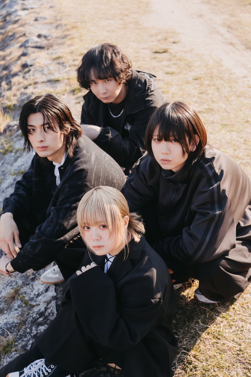 RAKUZINE 樂窟誌 (元VISUALZINE/ROCKZINE) tweet media