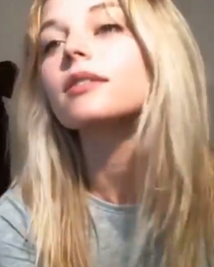 Farrah Collins tweet media