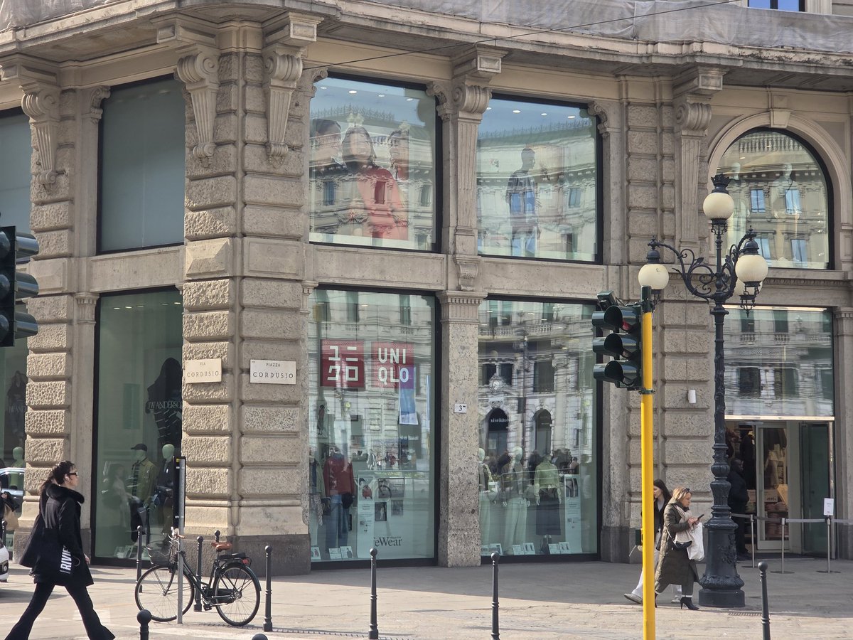 例のアレ: tweet media