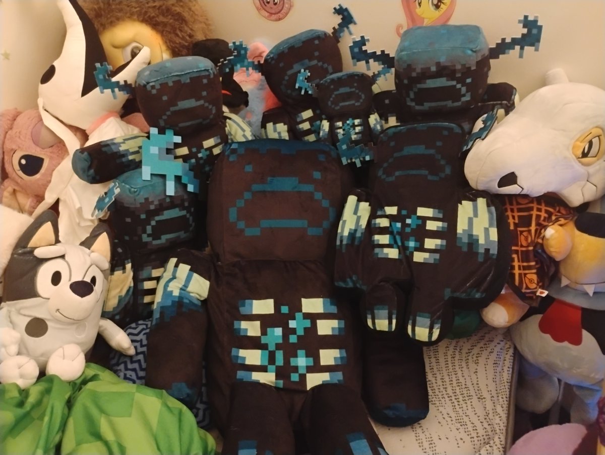 EliseTheSculkubus tweet media