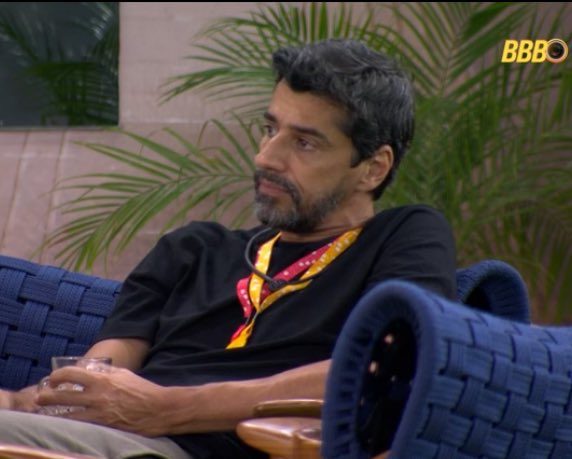 veehnault tweet media