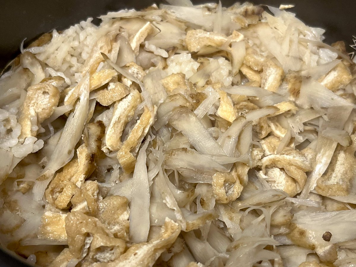 deli cafe はな(デリカフェはな)ナウル屋西宮出張所🇳🇷 tweet media