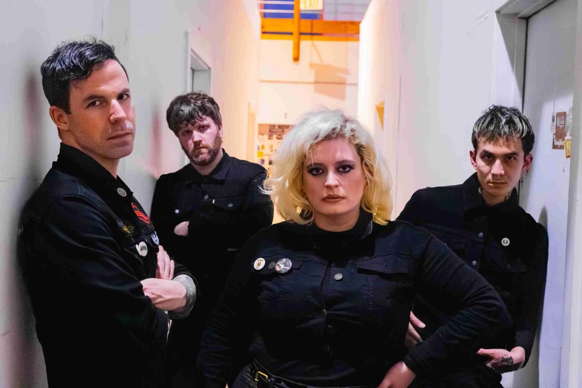 LIVE 105’s SOUNDCHECK tweet media