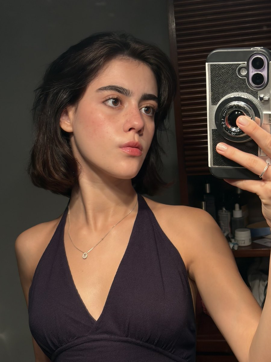 angel(a) tweet media