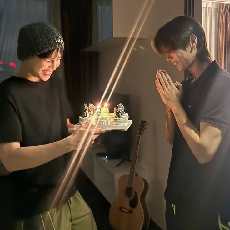 𝙖𝙢𝙞. tweet media