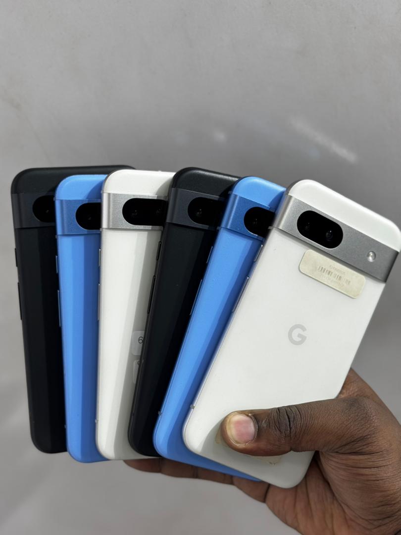 JAMES E • tweet media