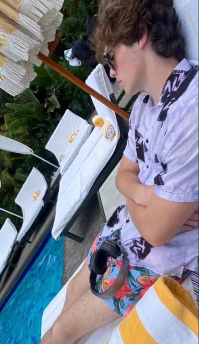 🐚Haileyyy𓇼 tweet media