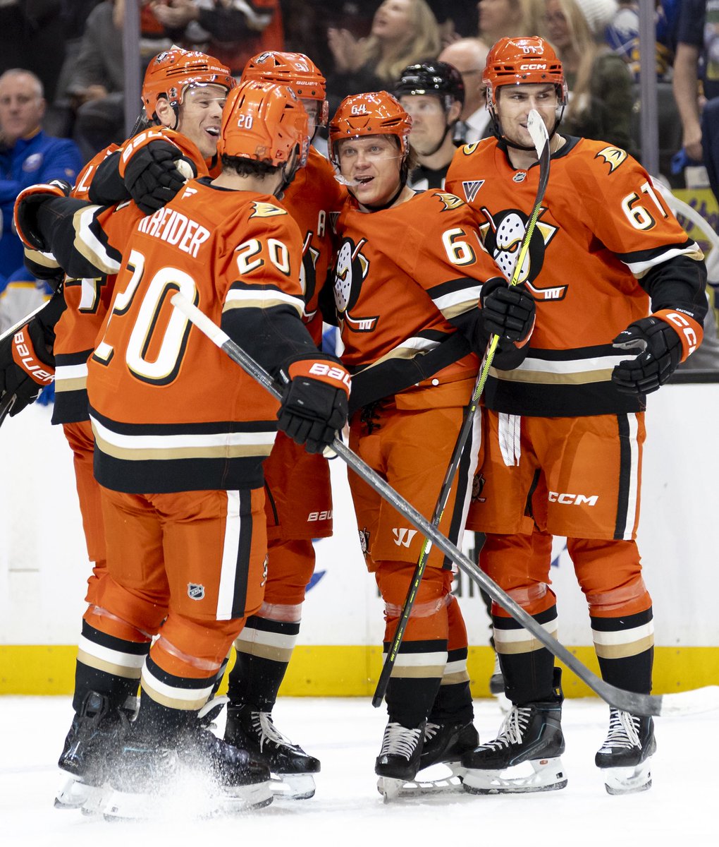 Anaheim Ducks tweet media