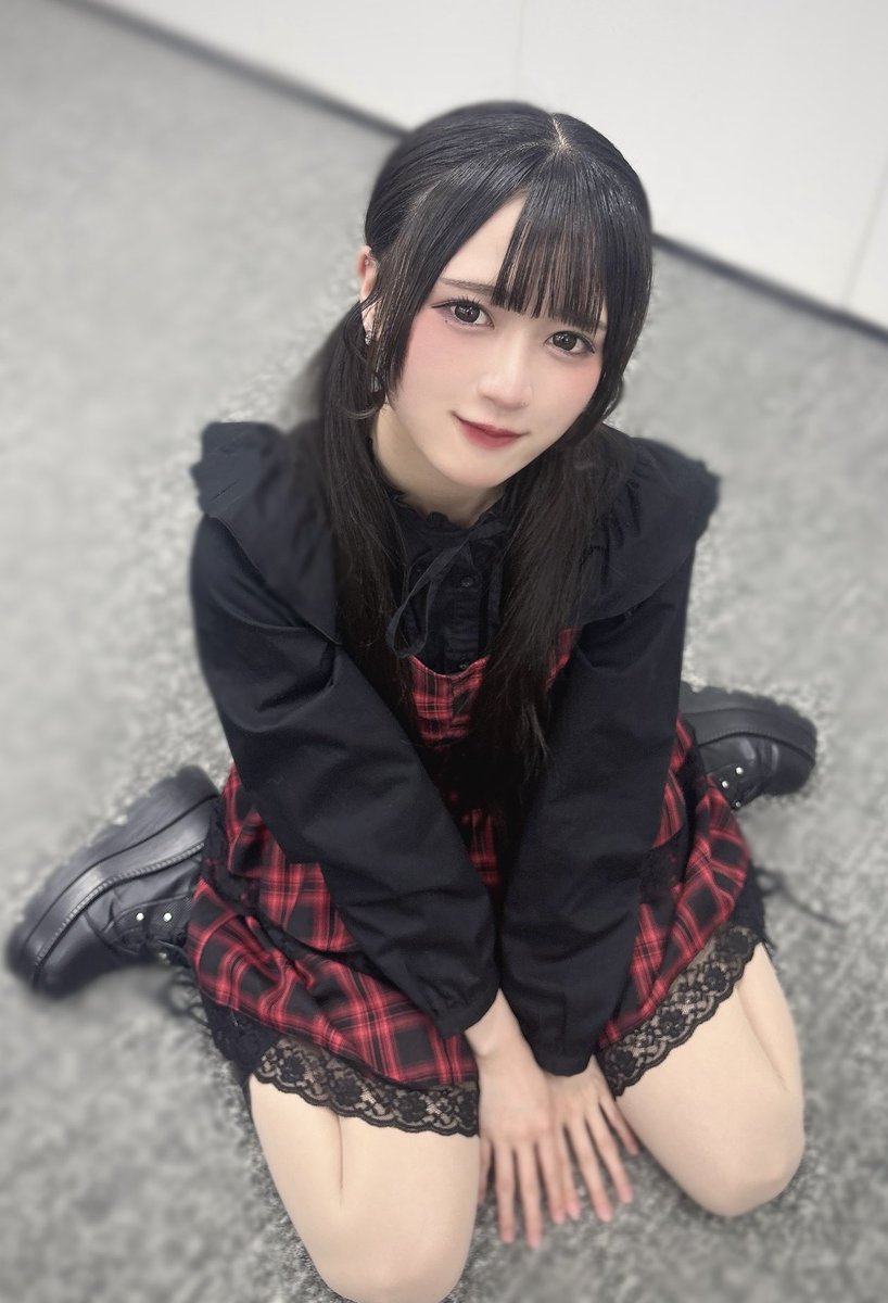 昨日赤色のワンピース着た🍓♥