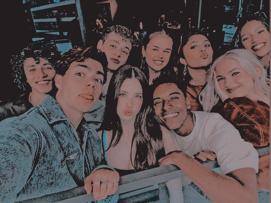 𝚌𝚊𝚕𝚕 𝚖𝚎 , 𝐌𝐊 . tweet media