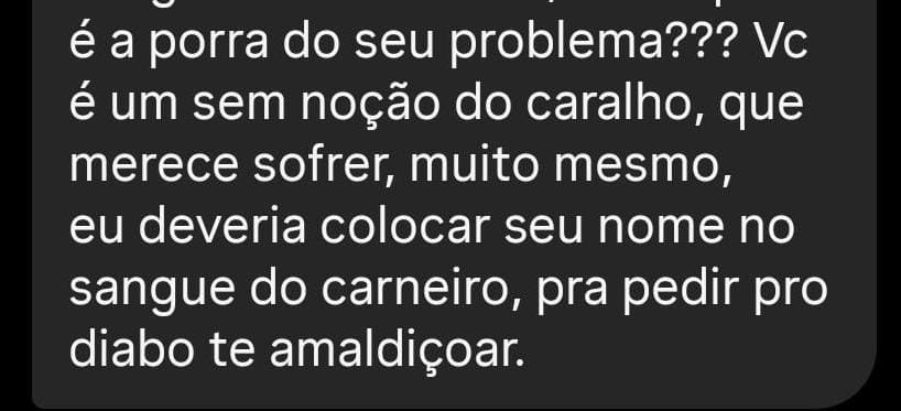 ARiversz's tweet photo. atenção! proibido dar fora gentilmente em um garoto q te pede em namoro msm dps de vc falar que não quer nada principalmente a distância https://t.co/R0FmT0Phgx