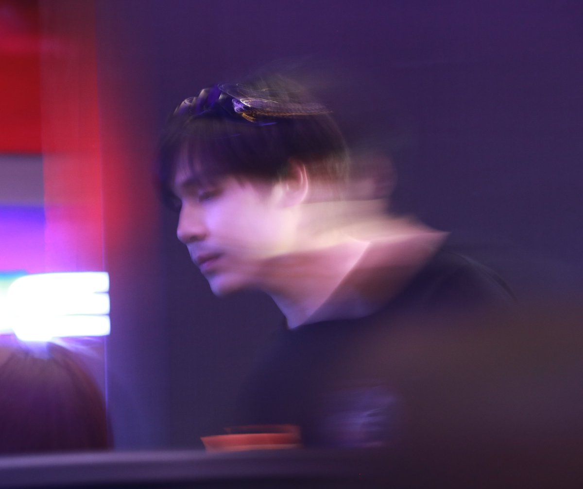 nimit ta tweet media