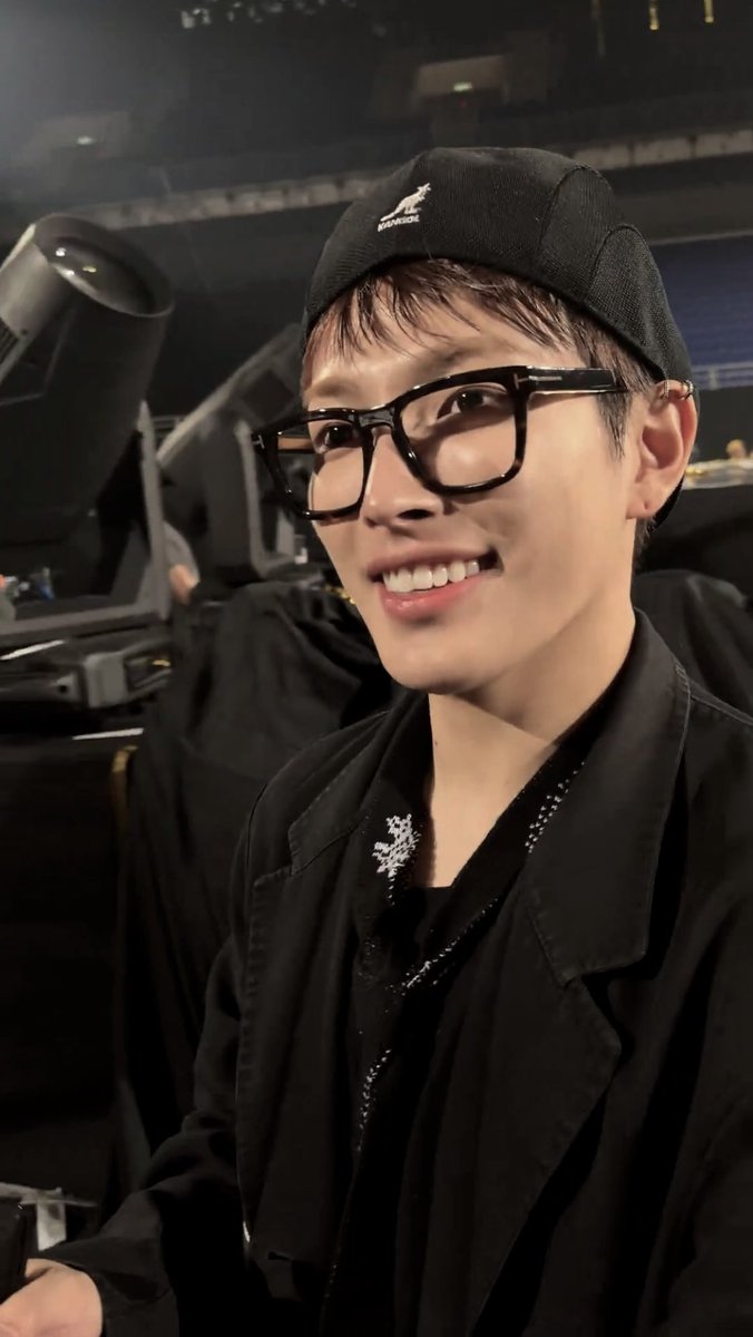 minjoong crumbs ✮ 솜몽 tweet media