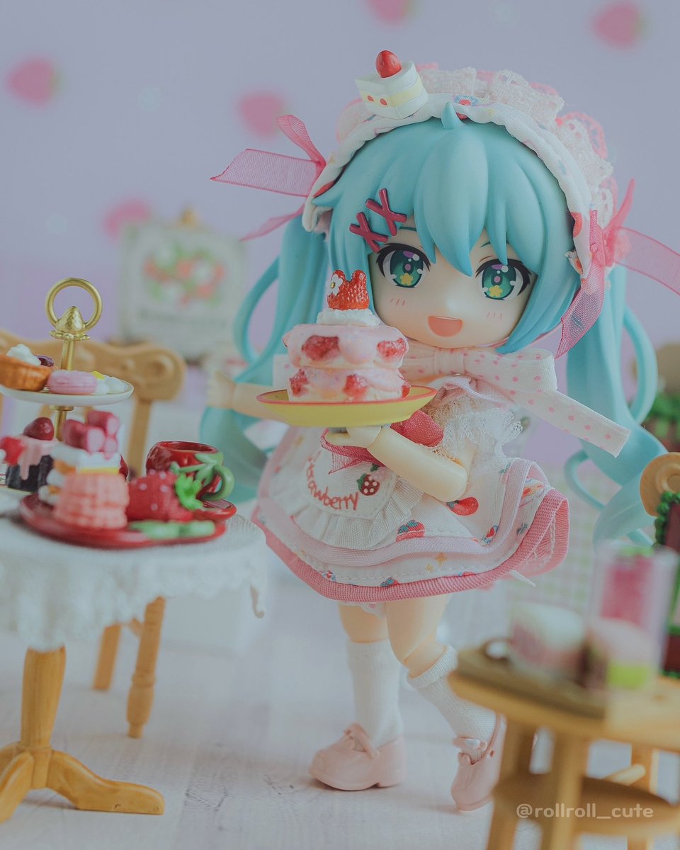 RollRoll tweet media