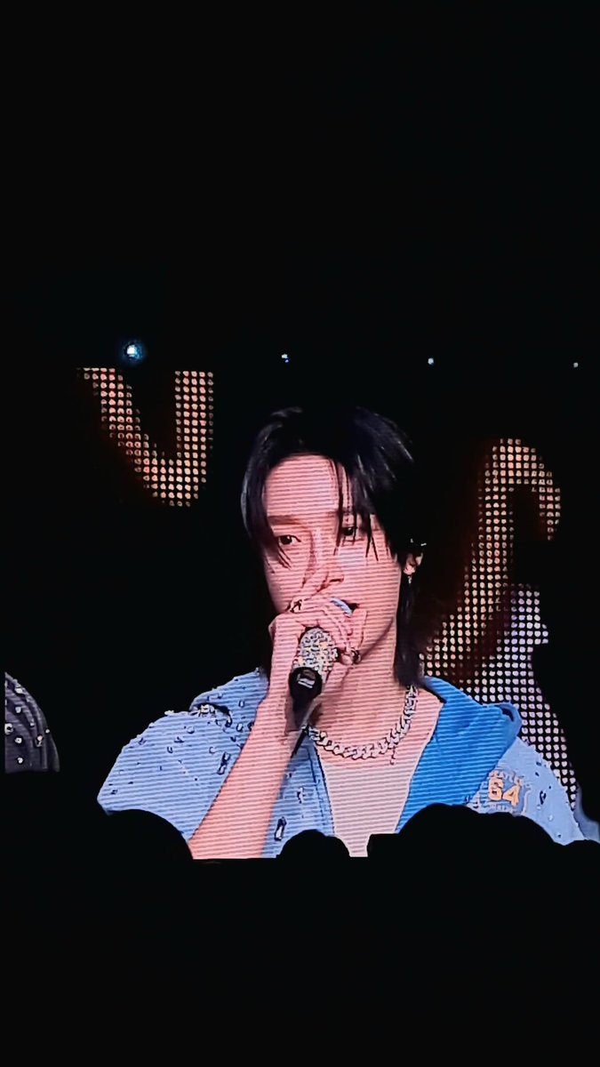 ʟᴀʏᴀ tweet media