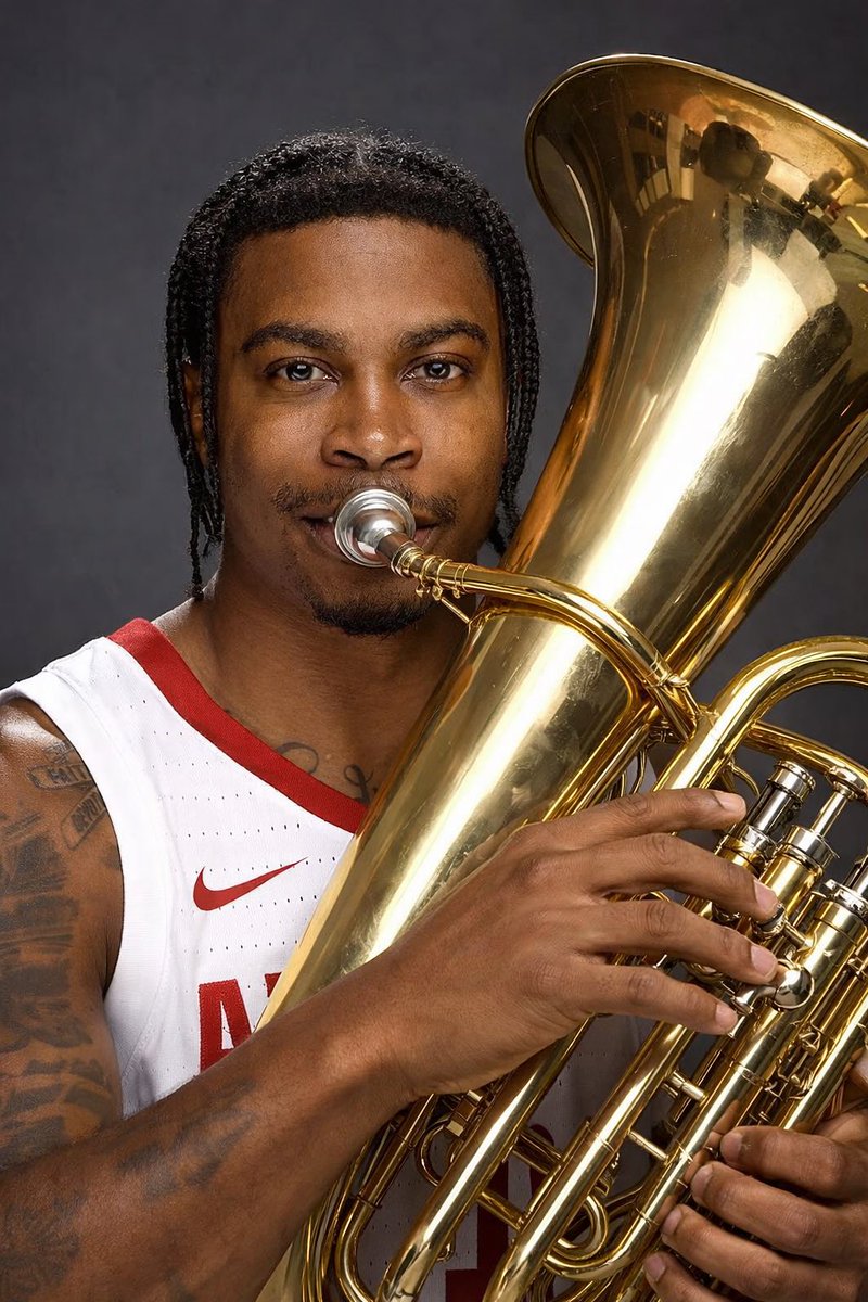 texassoundguy's tweet photo. It’s true. @LJWrightsell can, in fact, play the tuba. https://t.co/xk9meni59y