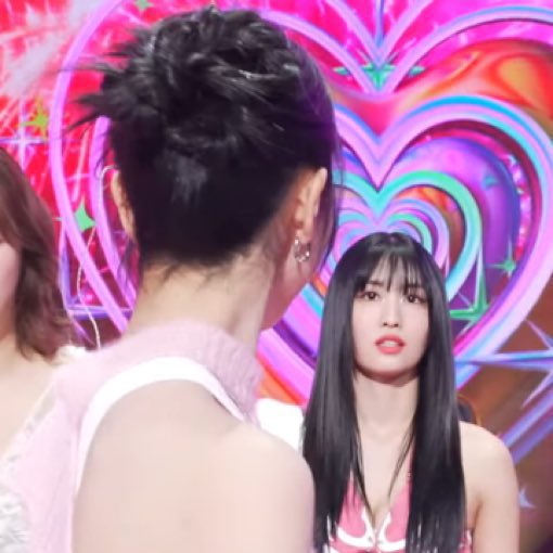 MiMoSa 🖤🍷 tweet media