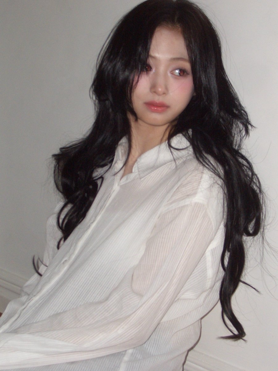 NEWSJAHYEON's tweet photo. #AHYEON new Weverse update 

#アヒョン #아현 #BABYMONSTER https://t.co/XgOKv6ZFJk