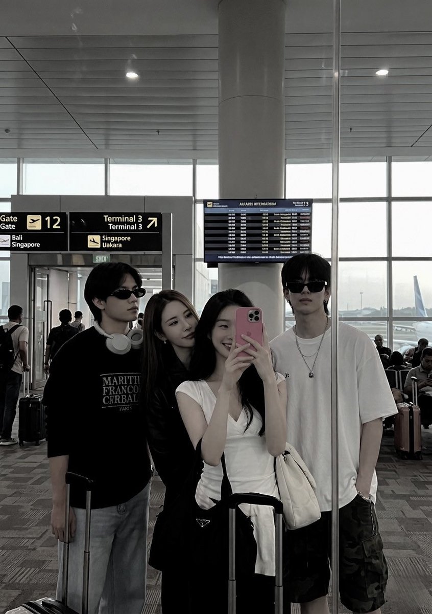 DELILAH. tweet media