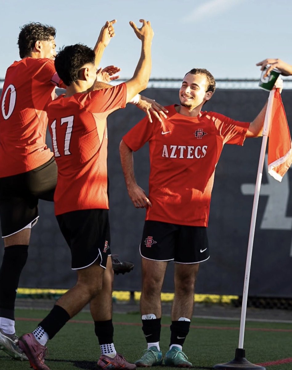 DavisonDistributions tweet media