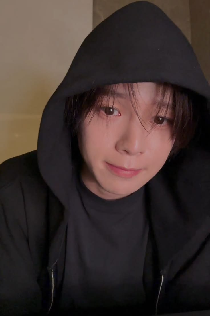 KINGSTON M. tweet media