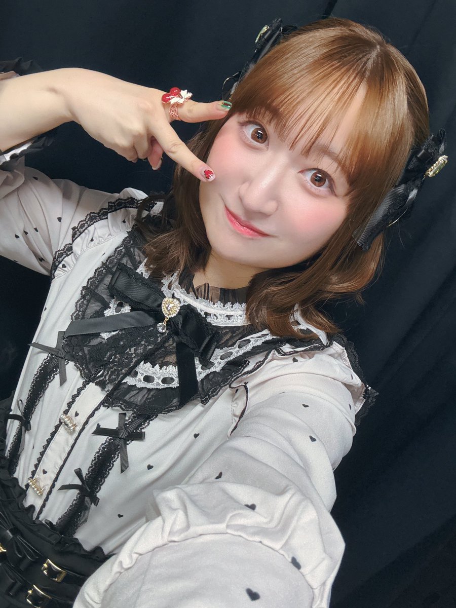 高尾奏音 tweet media