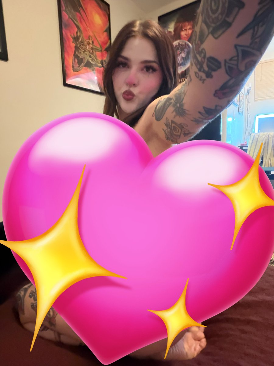 alice carousel tweet media