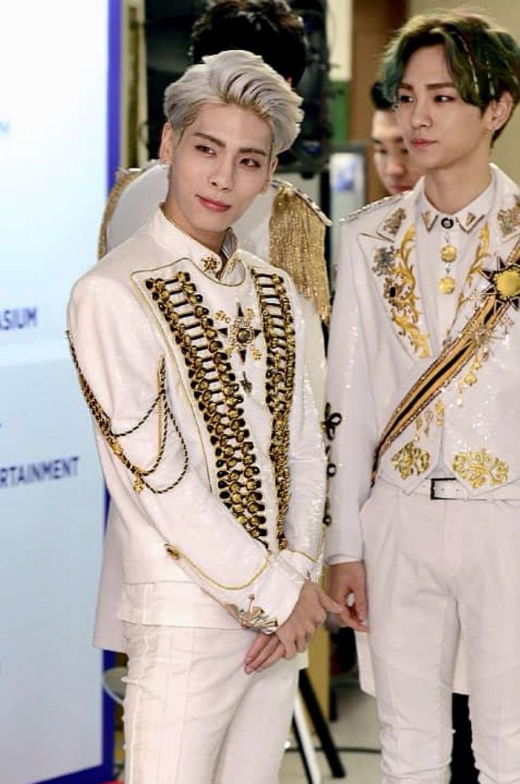 For Jonghyun tweet media