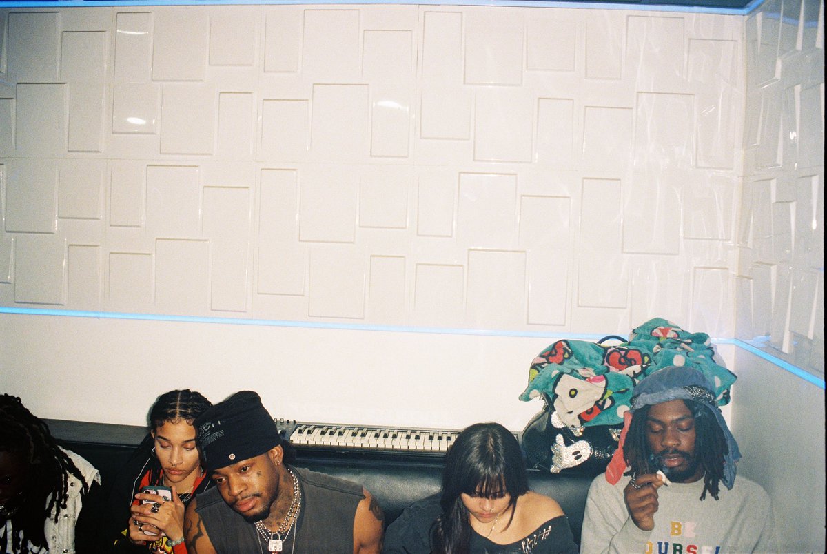 8ighty8ight tweet media