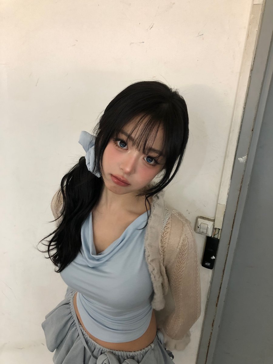 베모나 tweet media