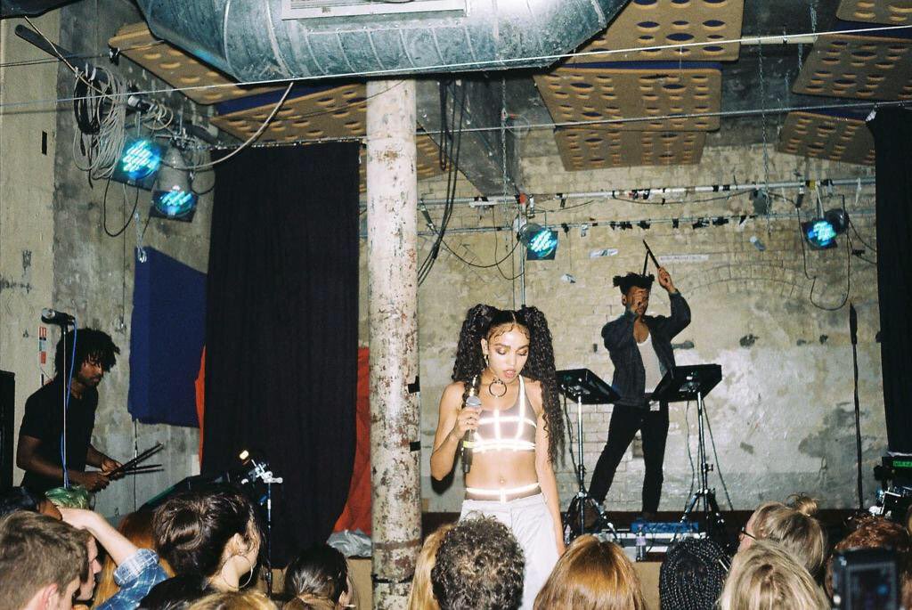 ✩ cₕᵣᵢₛₜᵢₐₙ ∗. tweet media