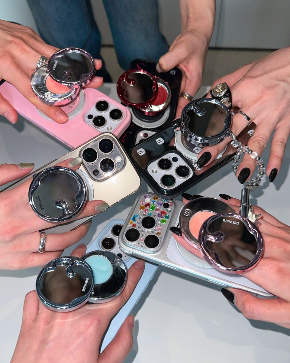 perwareofficial's tweet photo. MagSafe + mirror + lip &amp; cheek
@perwareofficial https://t.co/O6G98cq2Wu
