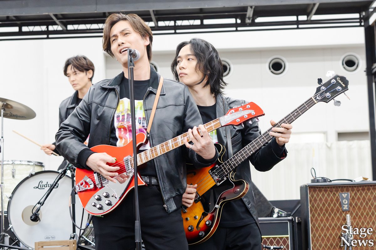 Stage News tweet media