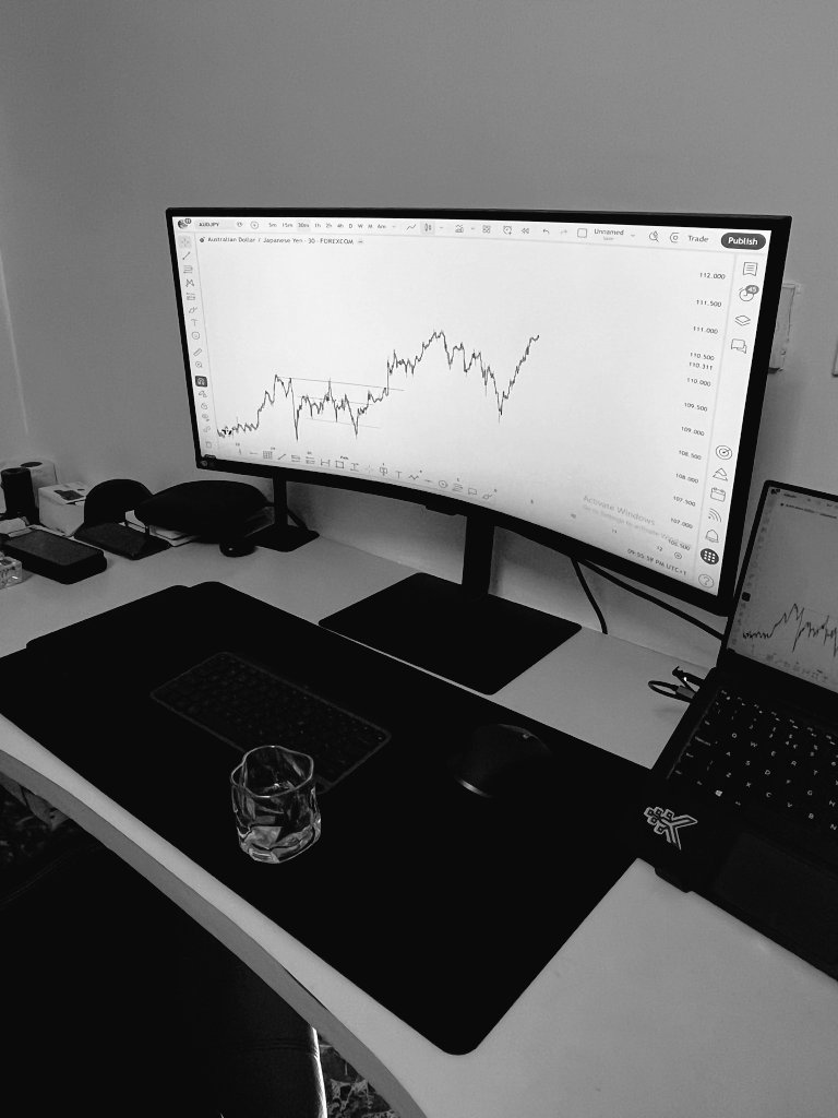 Investor NnKay tweet media