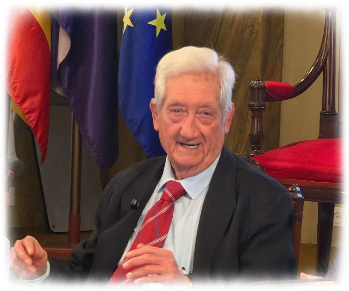 DETORRES EDITORES tweet media