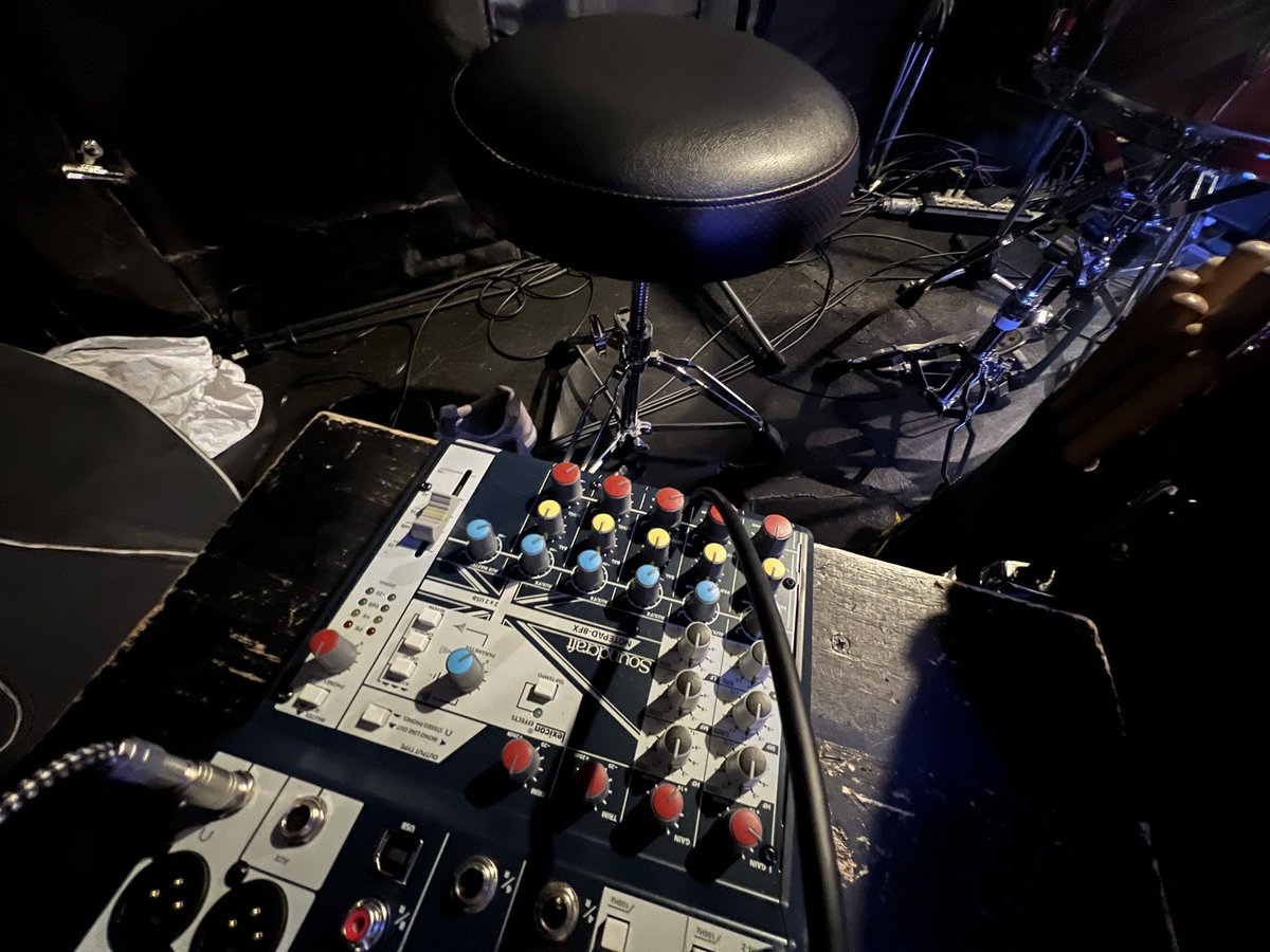 <PLAY>
March 19, Shimokitazawa DaisyBar
KANANOFU
<a href="/kananofu_off/">KANANOFU_OFFICIAL</a> 

#drummer #kananofu