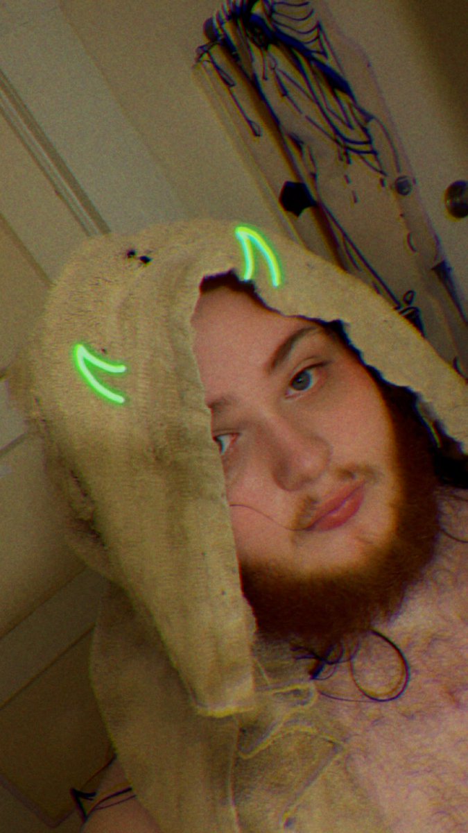 logobonnie's tweet photo. Vacation lookin good, doing a lot of skits on instagram for the next 4 weeks!!!

Go check out. b0nn Cloudz on instagram for some crazy skits and some imaginative content!!
I’ve got you! 👊 https://t.co/k2sku5xtDM