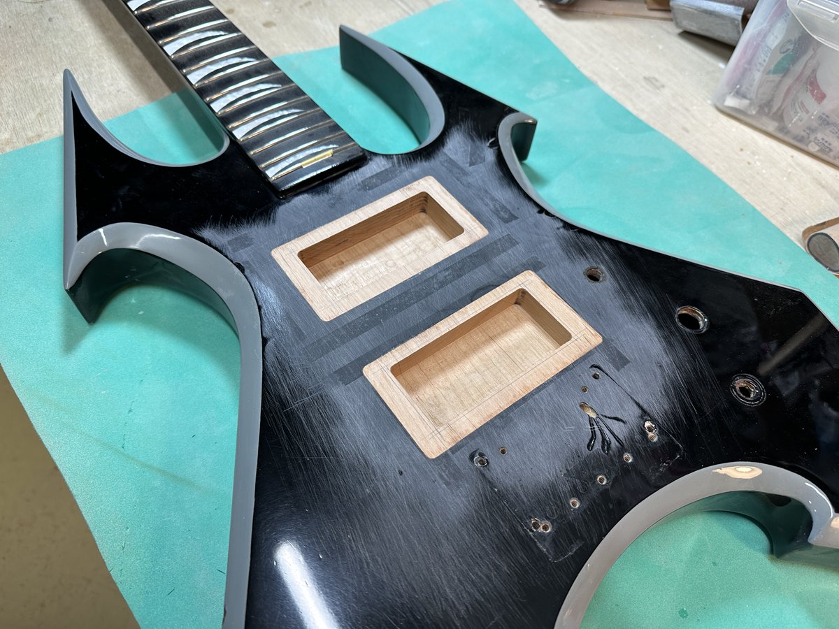 Fuga Guitars tweet media