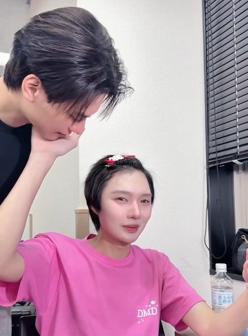 𝐟𝐥𝐨𝐰𝐞𝐫𝐰𝐚𝐲 tweet media