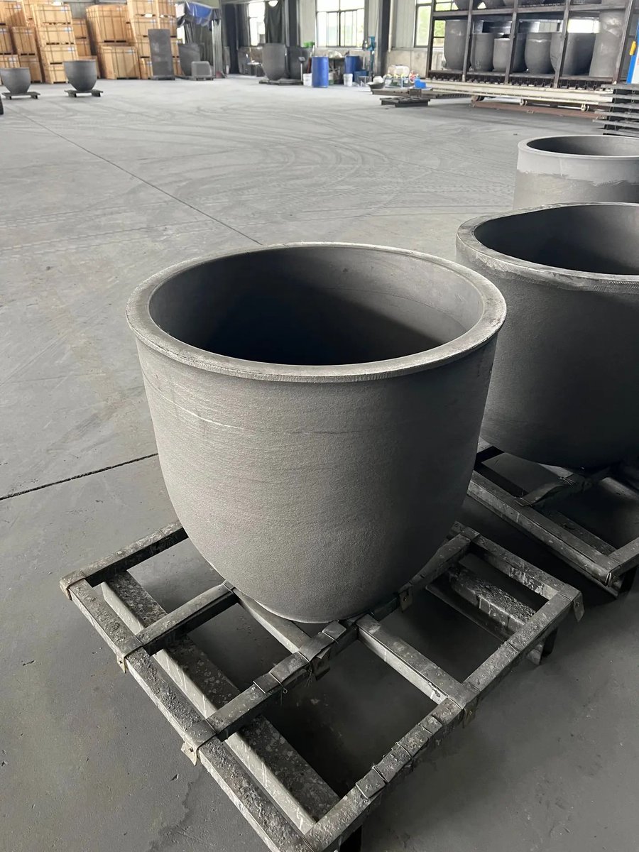 sevenlizr1001's tweet image. Welcome to inquiry me , graphite electrode , graphite crucible .
#graphiteelectrode 
#crucible 
#graphitecrucible 
#electrodepaste 
#foundry 
#steel